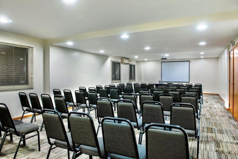 Slim Curitiba Alto Da XV Hotel Exterior photo